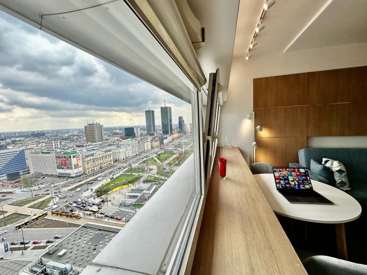 Top Metro X2 Fast Wifi 400 Mbs 70'Tv Netflix Hbo Max Appletv+ Disney+ Warsaw Luaran gambar